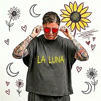 “Giudica l’amore solo chi non lo sa fare”
